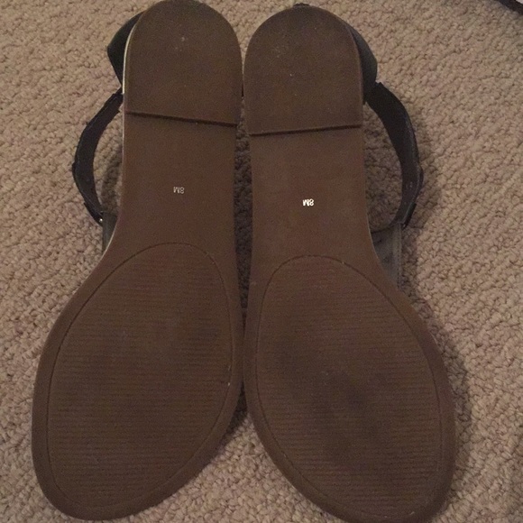 G by Guess  Sandals size 8 - Picture 4 of 6